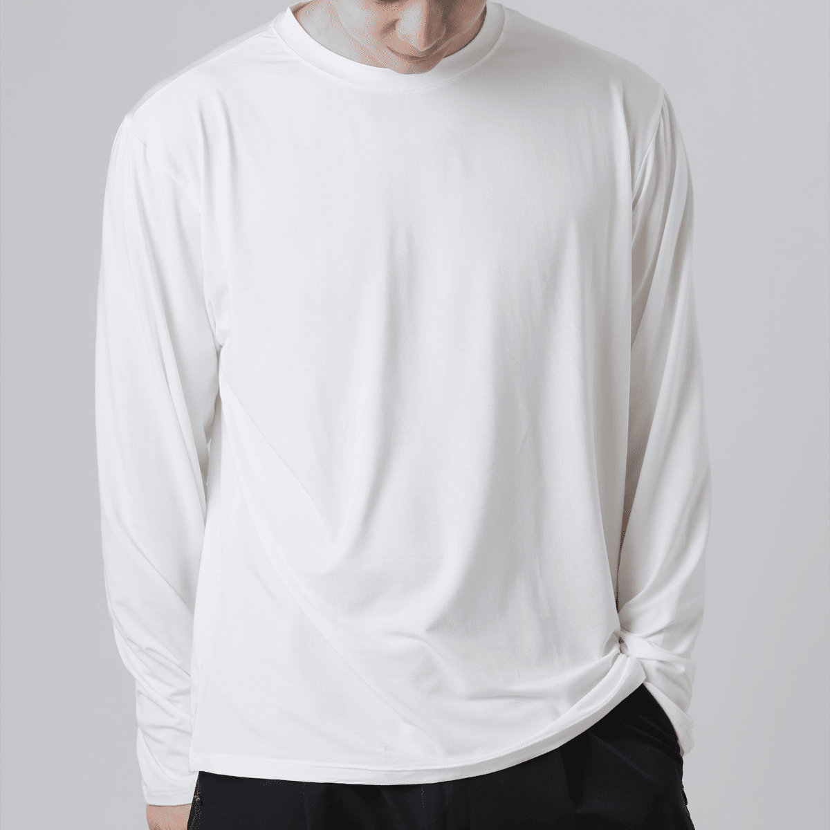【WOLLOW】モダールロングTシャツ